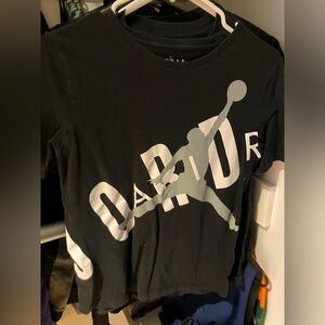 nike black and light grey shirt Large in kids